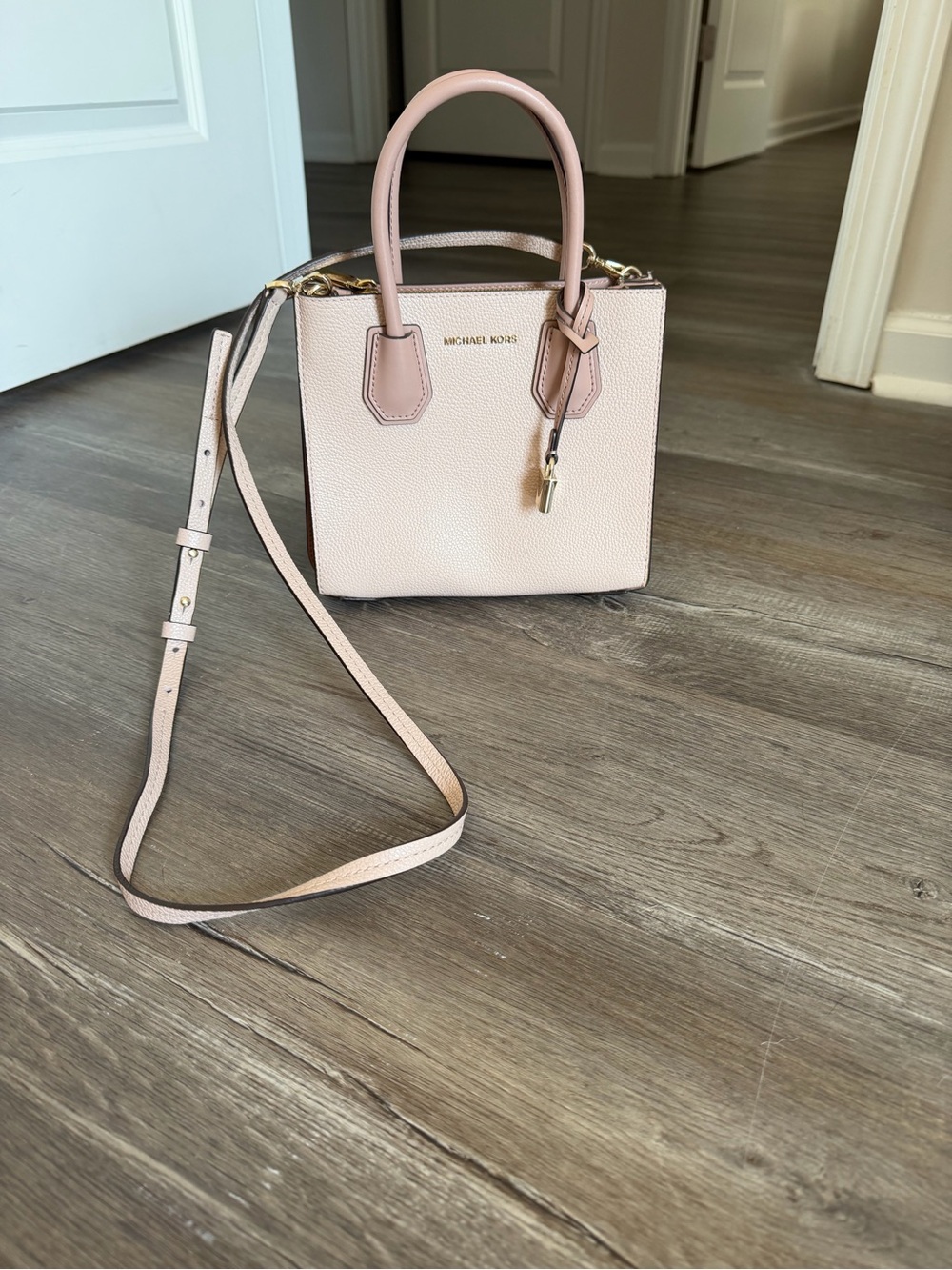 Michael Kors Blush Pink Pebbled Leather Satchel with Gold Hardware - Picture 2 of 3